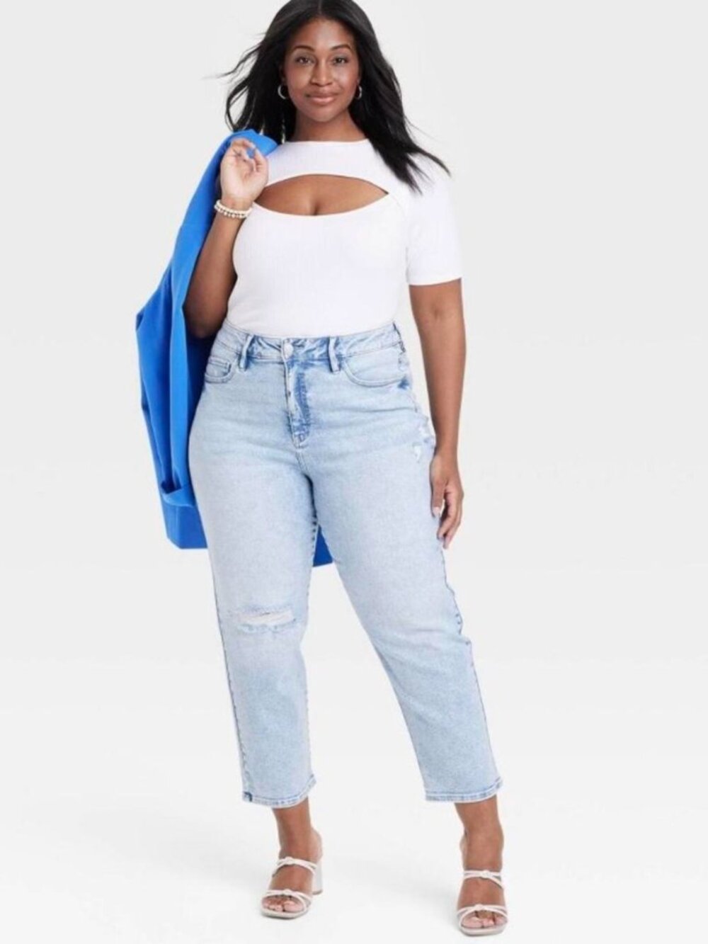 Ava & Viv Light Wash Straight Leg Cropped Distressed Jeans Size 17